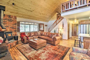Heber-Overgaard Cabin with Deck, Porch and Grill!